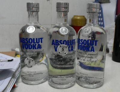 深夜突擊!佛山昨晚清查酒類經(jīng)營單位124家、查扣酒類產(chǎn)品281支!